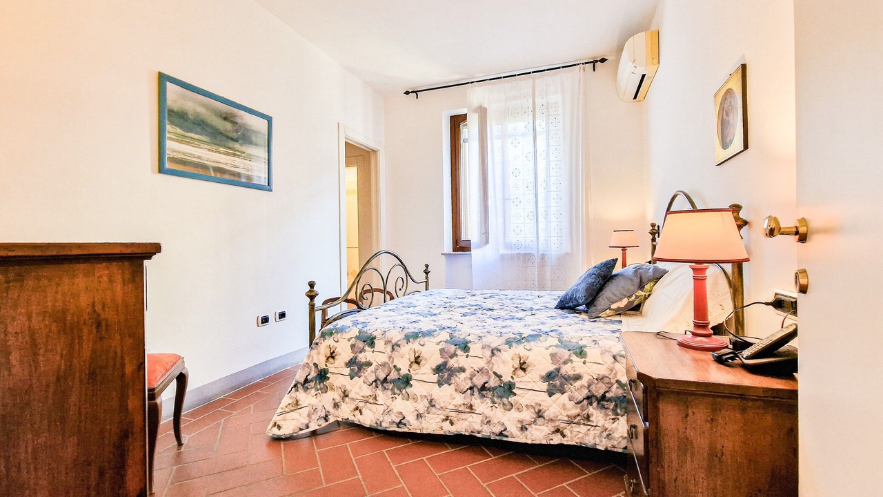 Photo of Bedroom in Marina di Campo