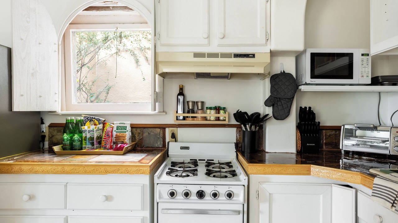 Photo of Kitchen in Los Feliz