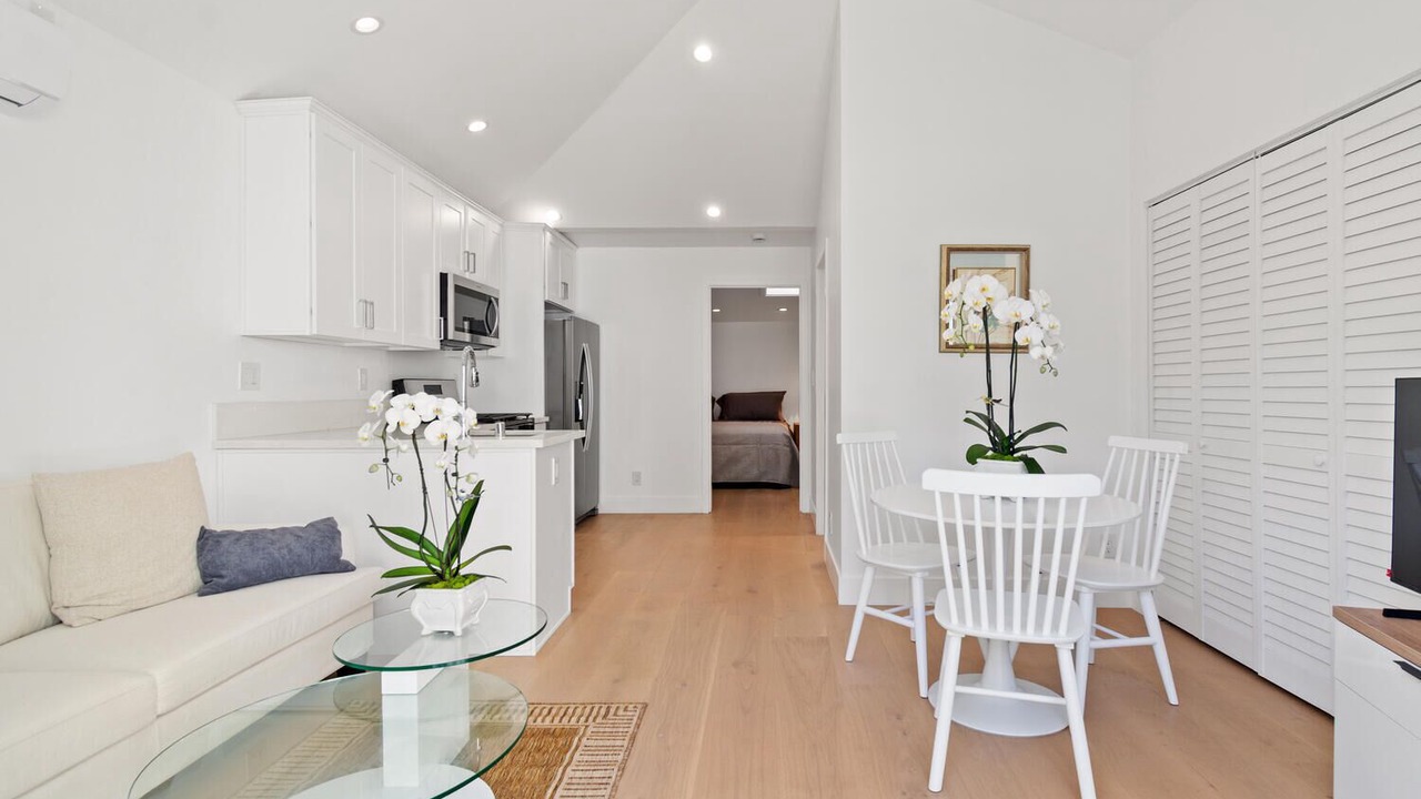 Photo of Livingroom in Carlson Park