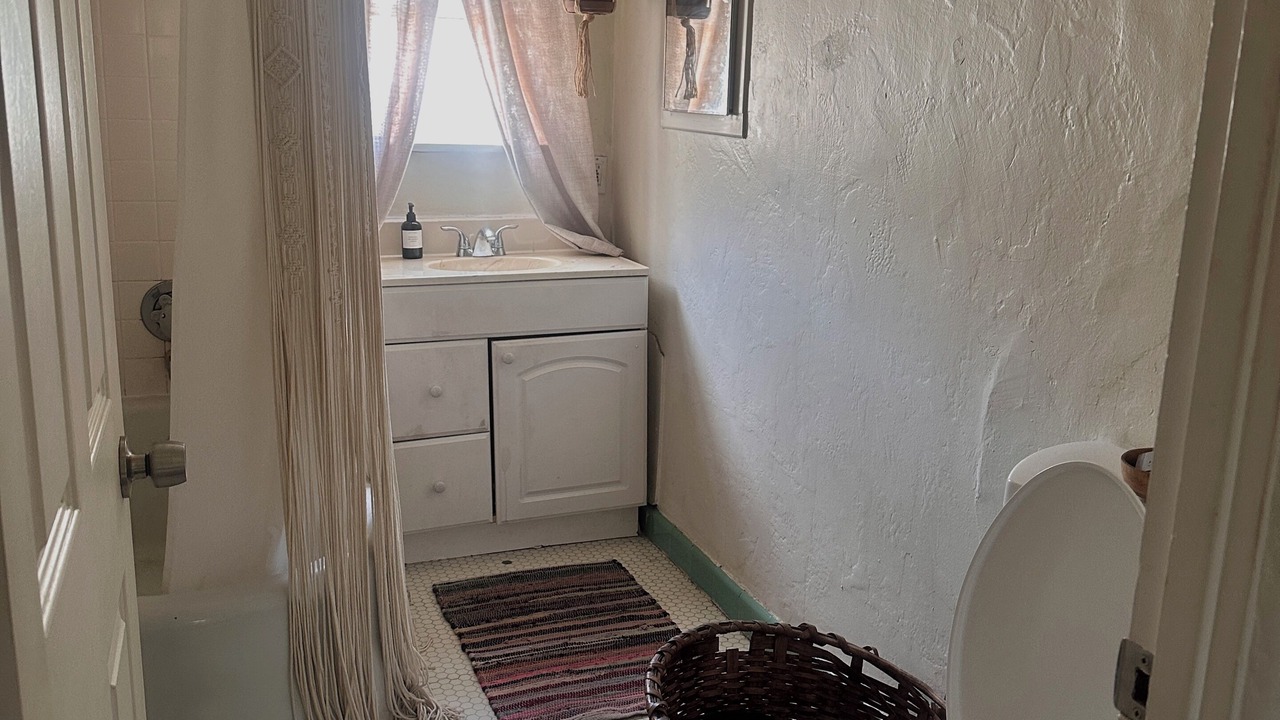 Photo of Bathroom in Mid-City