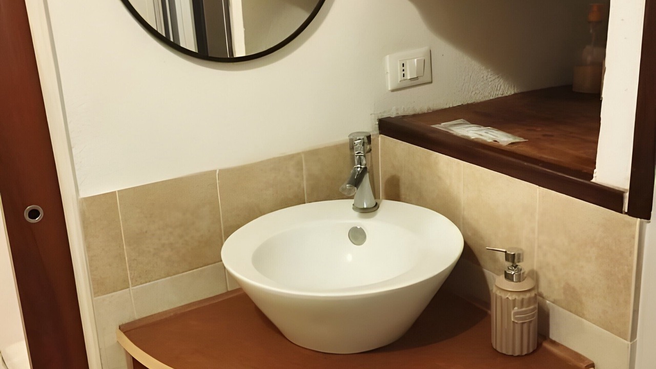 Photo of Bathroom in Sutri