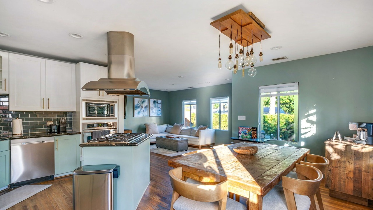 Photo of Kitchen in Harbor