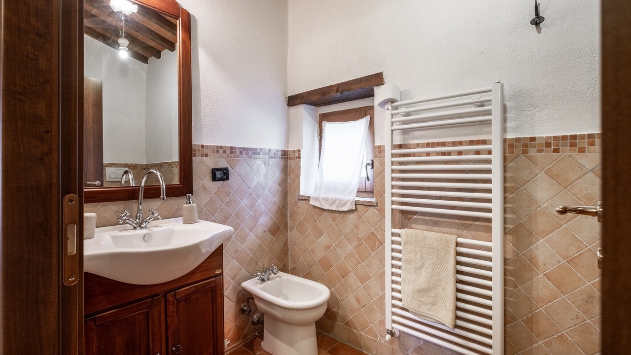 Photo of Bathroom in Radicofani