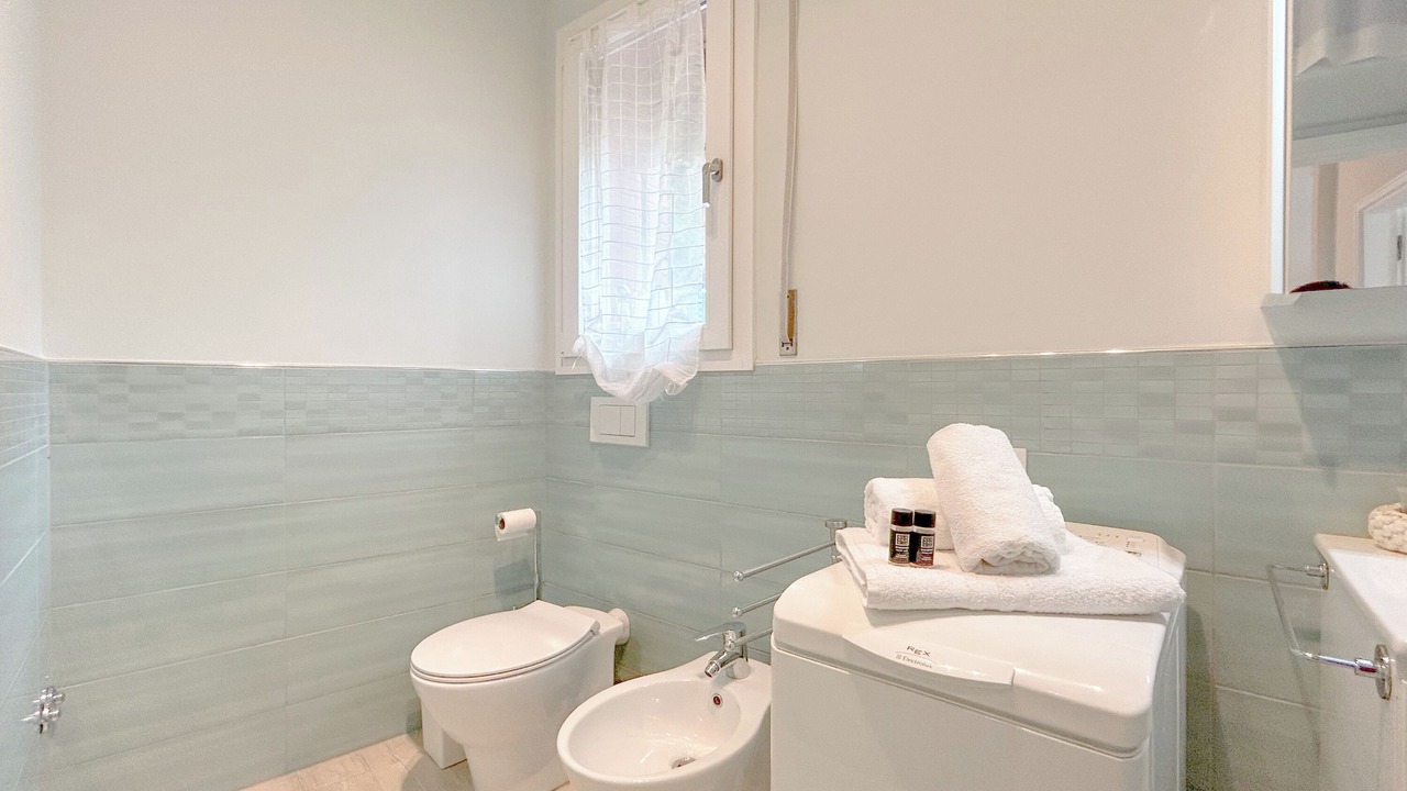 Photo of Bathroom in Torre del Mare