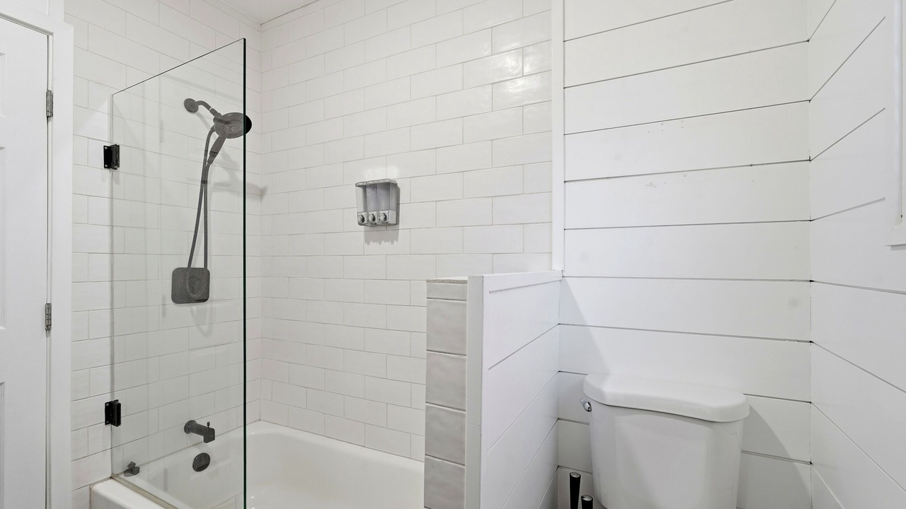 Photo of Bathroom in Hawthorne