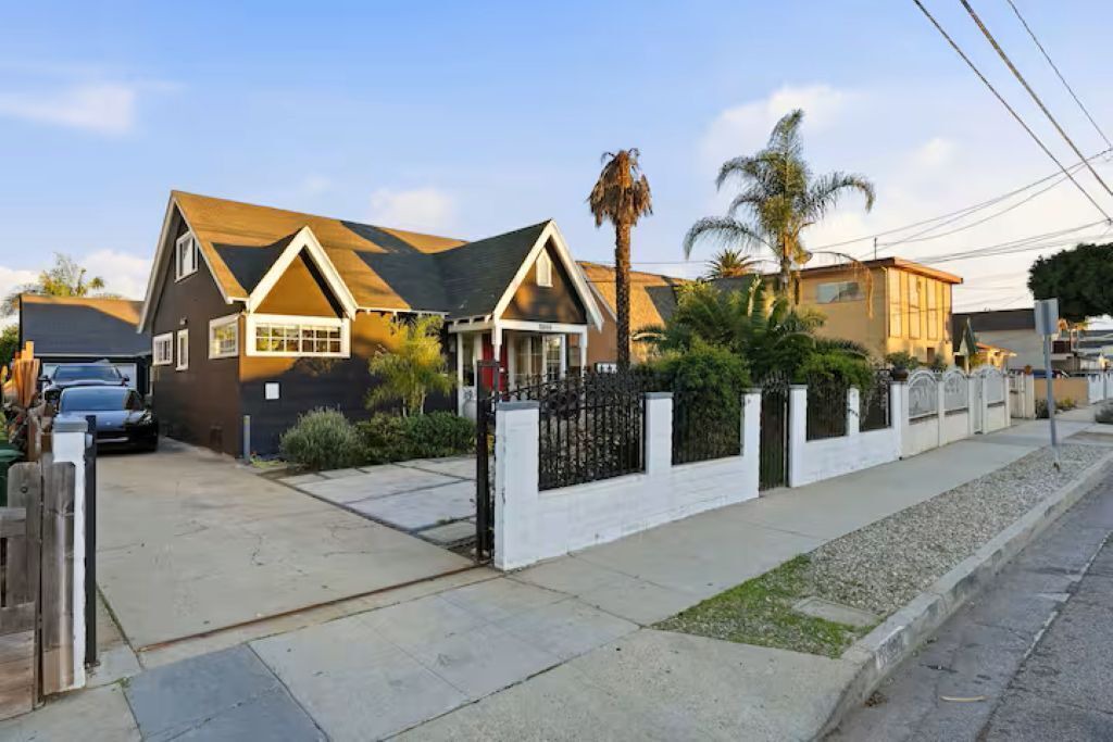 Photo of Outdoor in Hawthorne