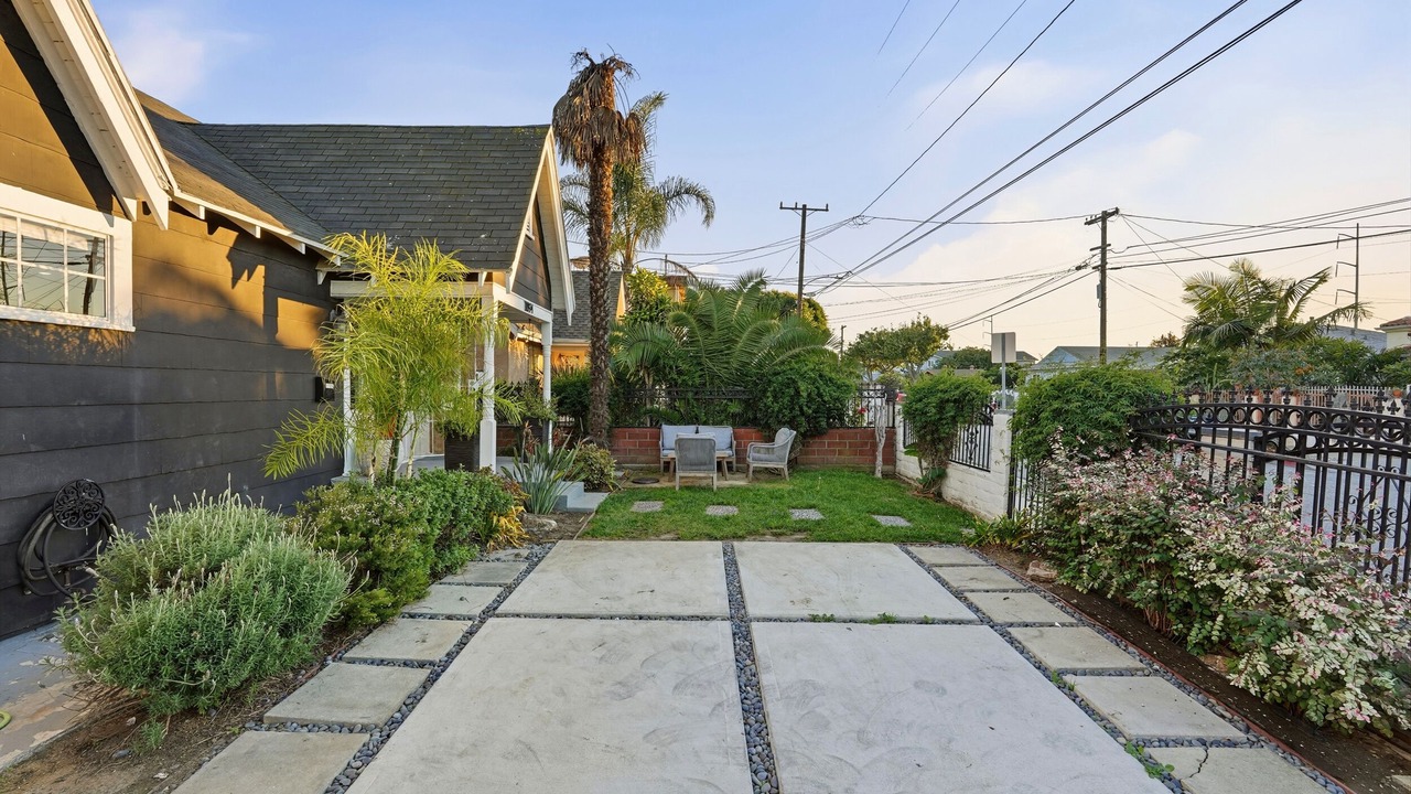 Photo of Outdoor in Hawthorne