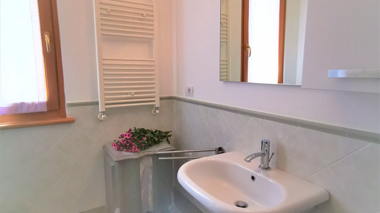 Photo of Bathroom in Grotte di Castro