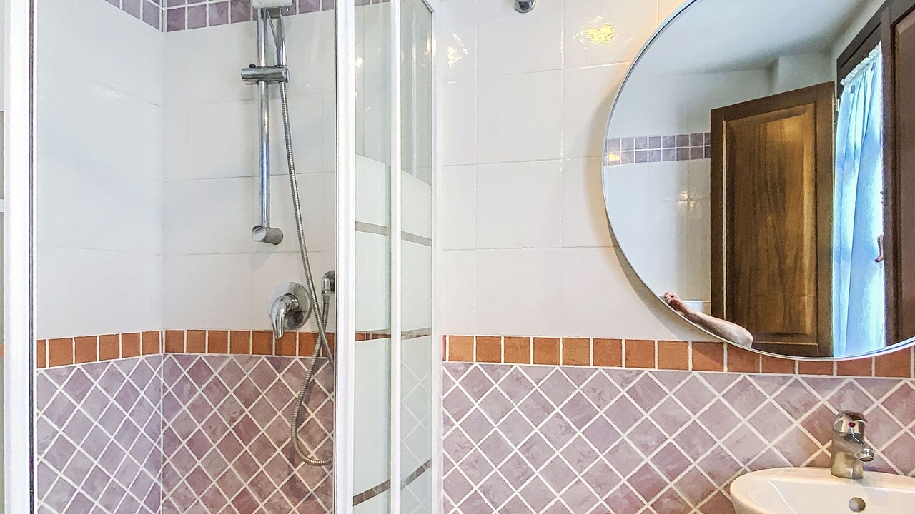 Photo of Bathroom in Bolgheri I