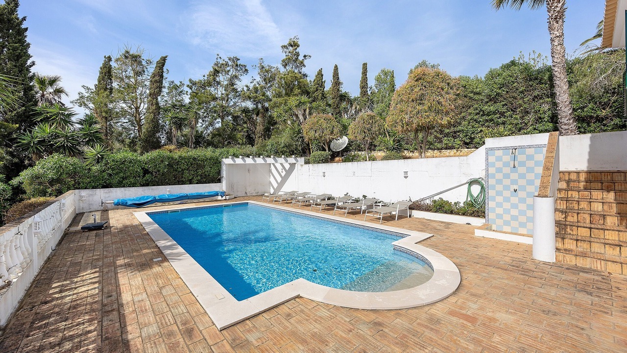 Photo of Outdoor in Luz