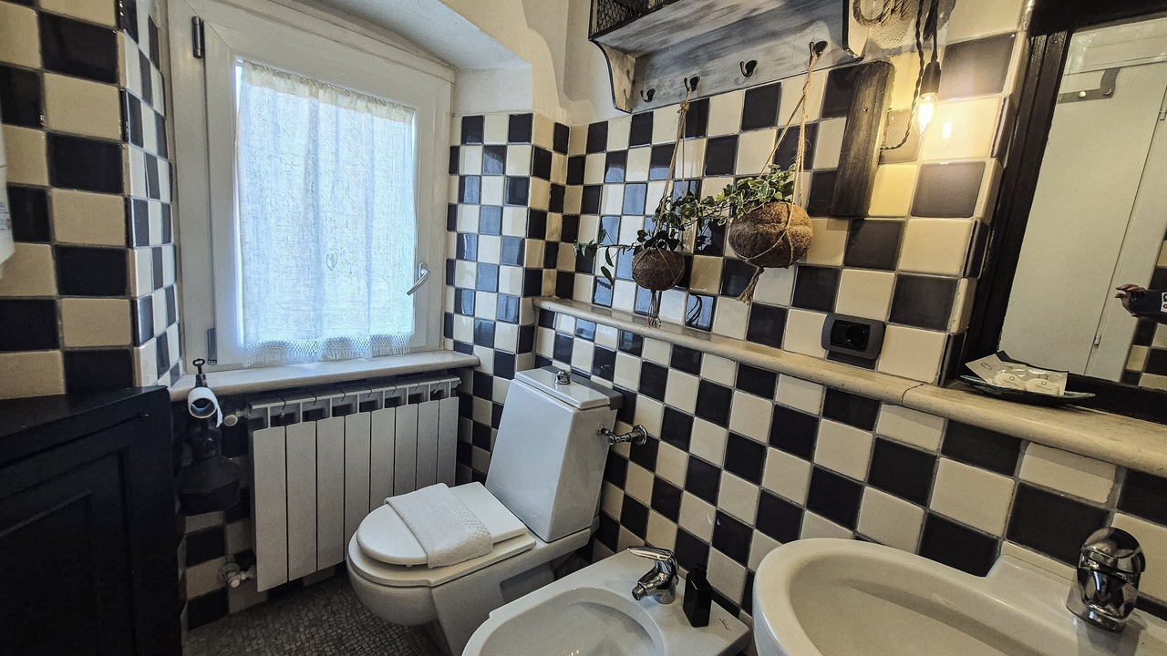 Photo of Bathroom in Cerri