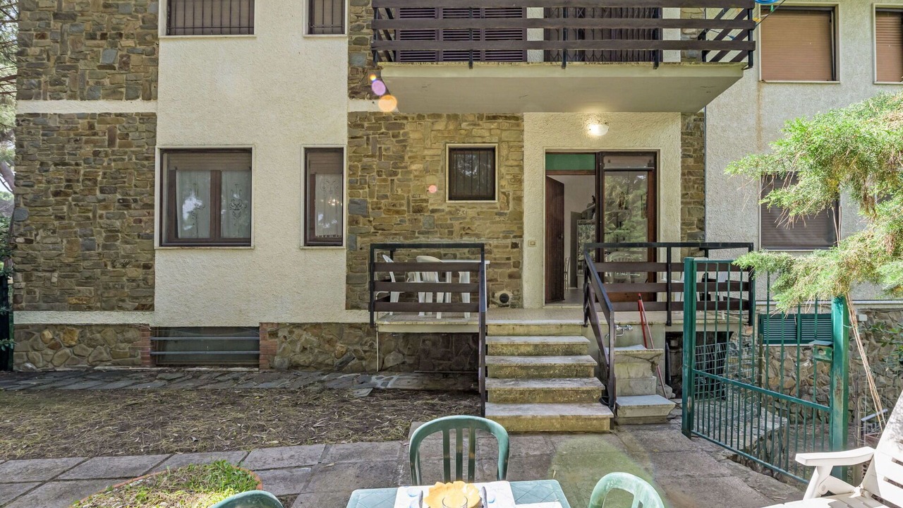 Photo of Patio Balcony in Roccamare