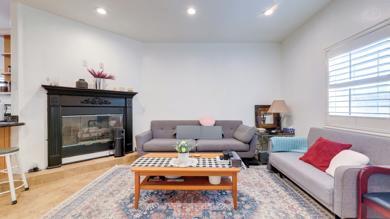 Photo of Livingroom in Bellflower
