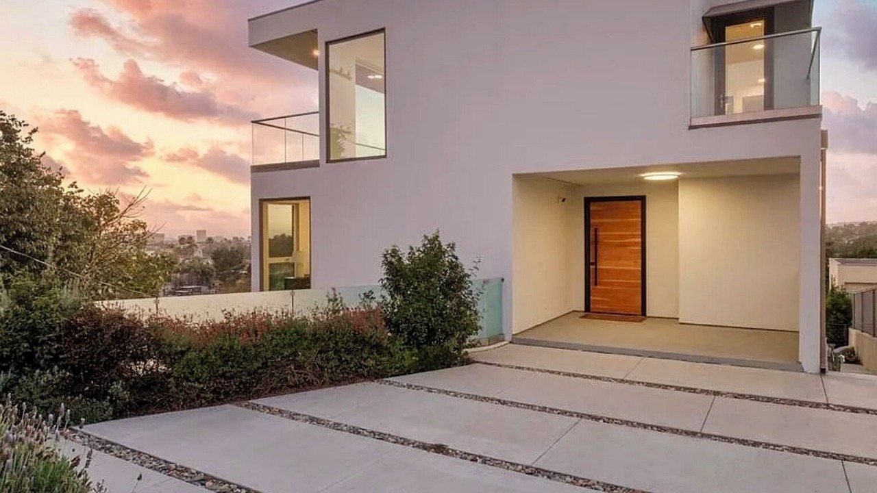 Photo of Outdoor in Elysian Heights