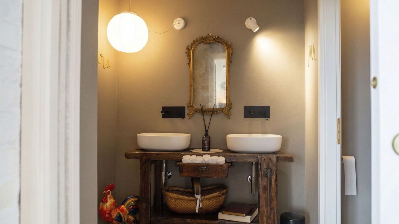 Photo of Bathroom in Controguerra