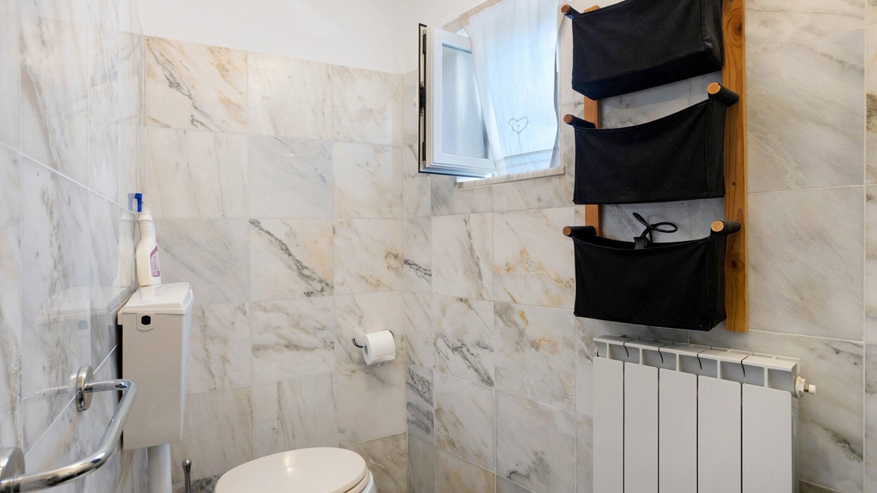 Photo of Bathroom in Massa