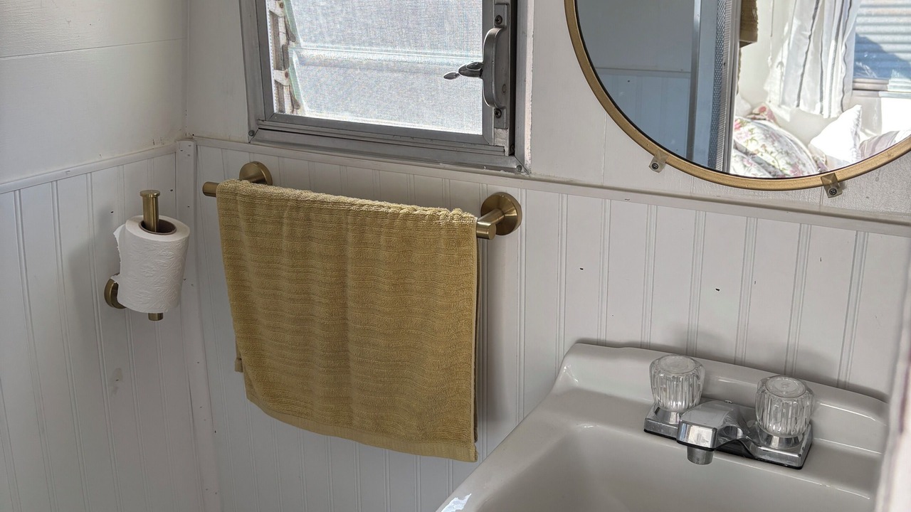 Photo of Bathroom in Harbor