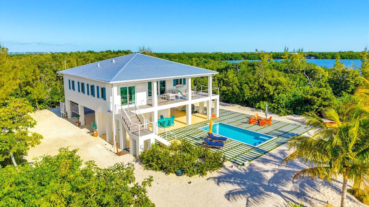 Photo of Others in Sugarloaf Key