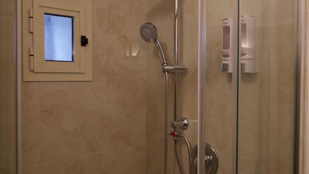 Photo of Bathroom in Sutri