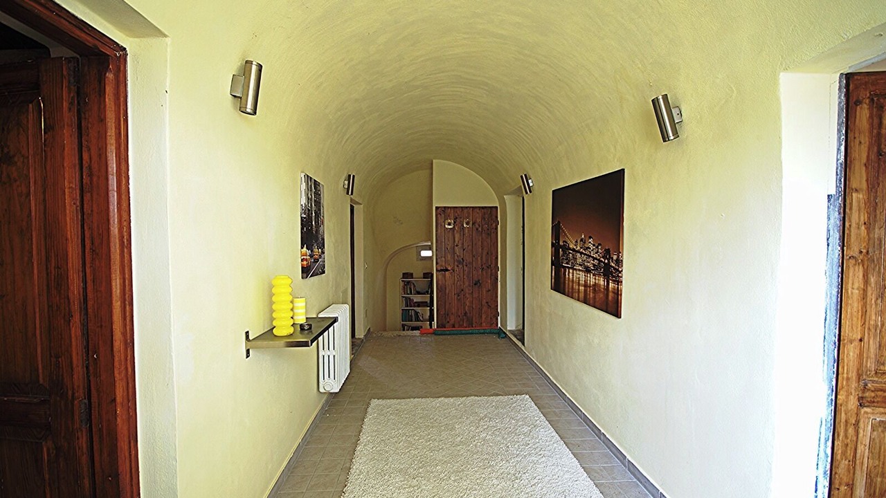 Photo of Others in Barete