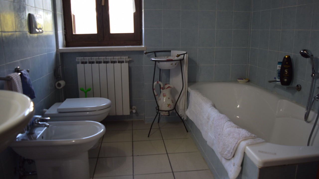Photo of Bathroom in Castelraimondo