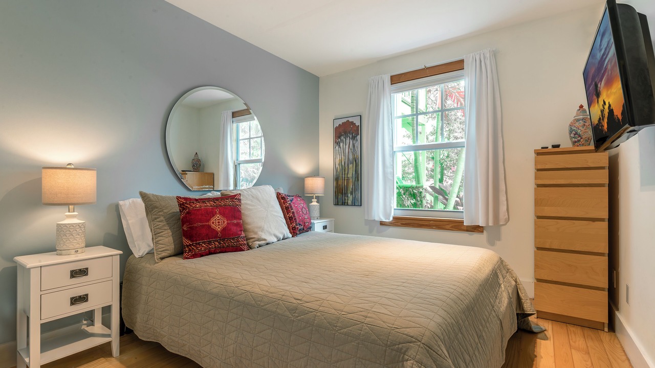 Photo of Bedroom in Truman Annex