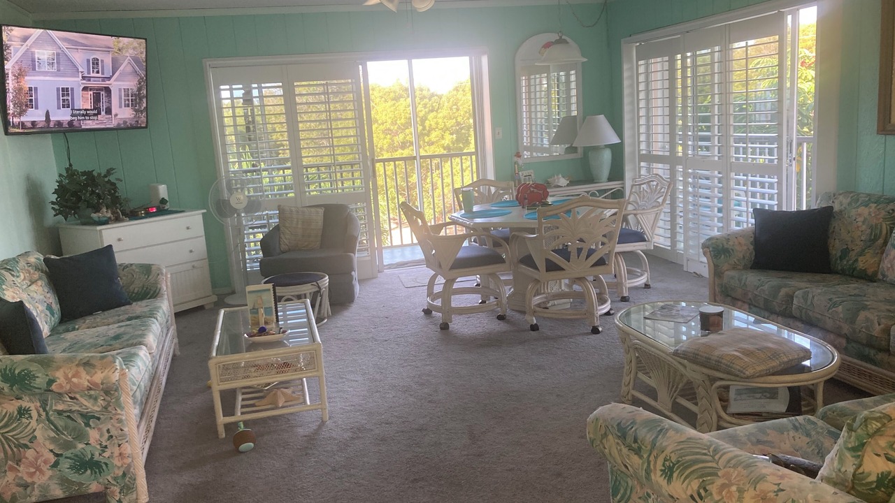 Photo of Livingroom in Layton
