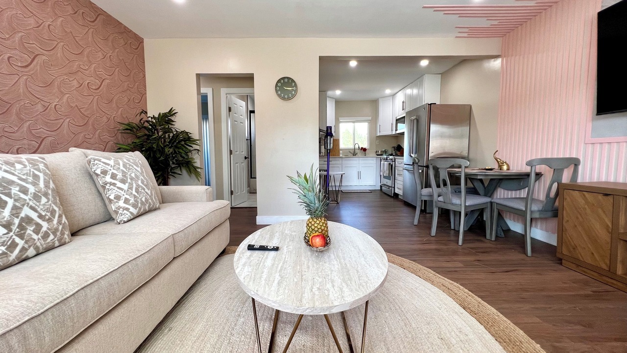 Photo of Livingroom in Downey