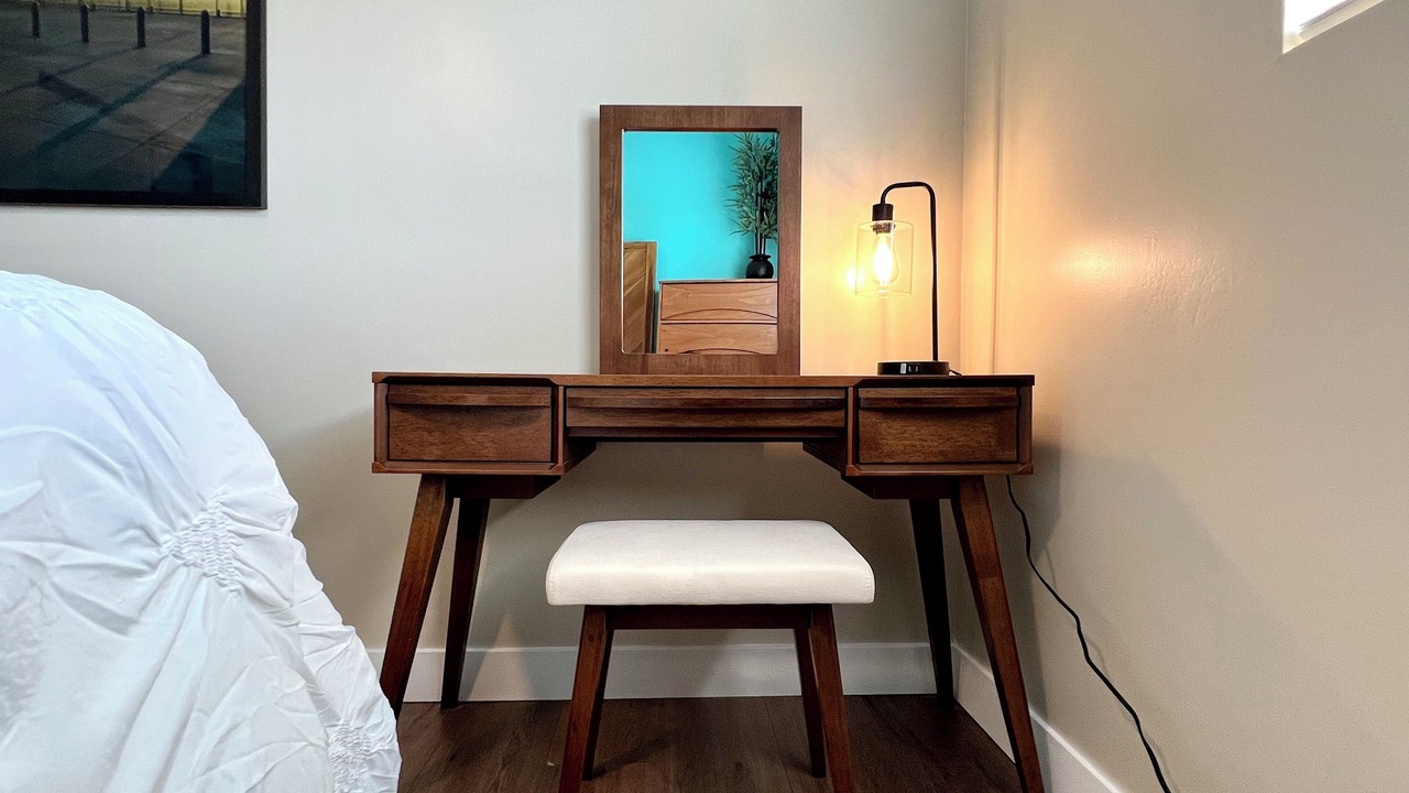 Photo of Bedroom in Downey