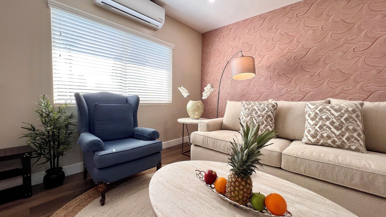 Photo of Livingroom in Downey