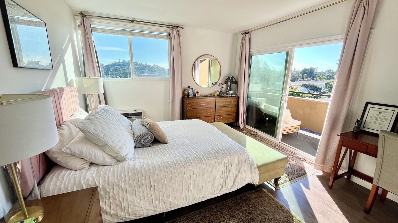 Photo of Bedroom in Los Feliz