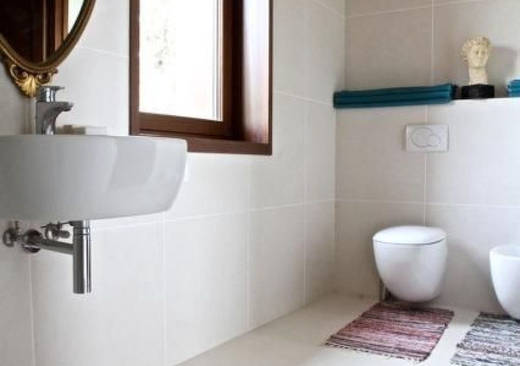 Photo of Bathroom in Montescudaio