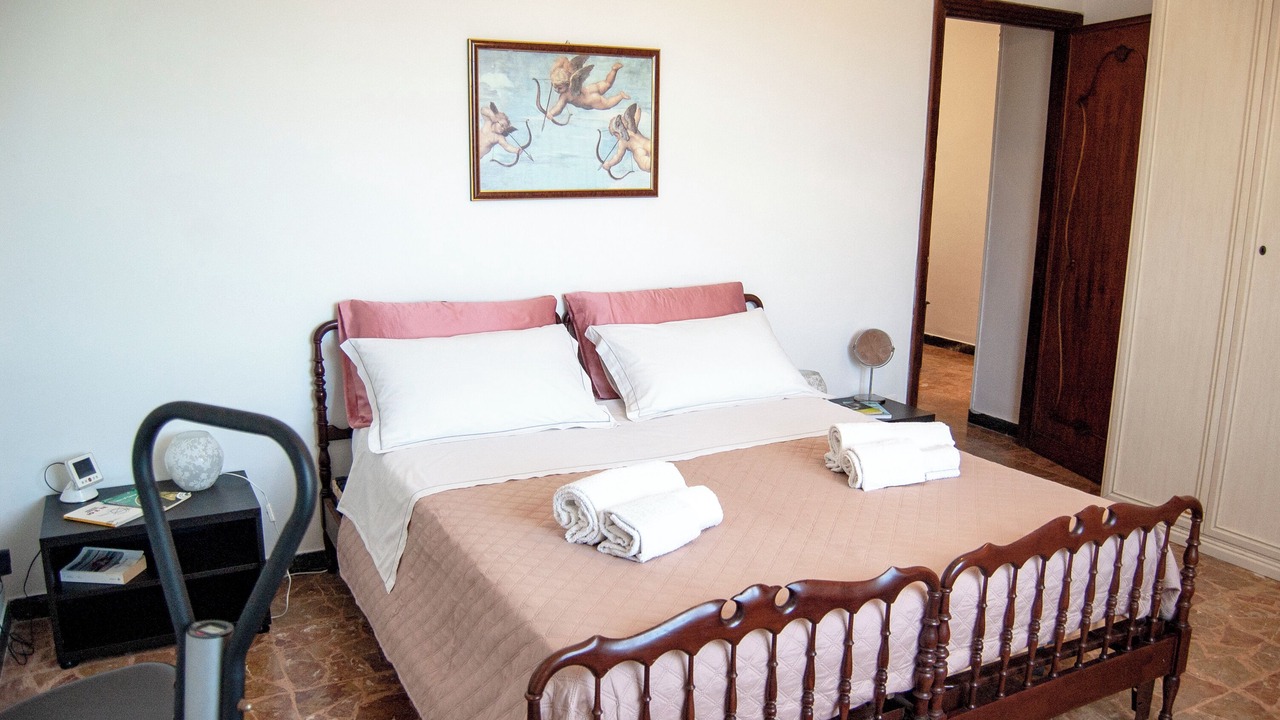 Photo of Bedroom in Vezzano Ligure