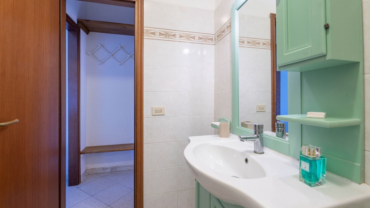 Photo of Bathroom in Magazzini