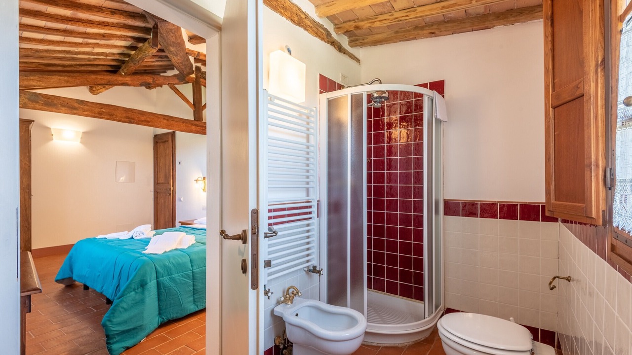 Photo of Bathroom in Simignano