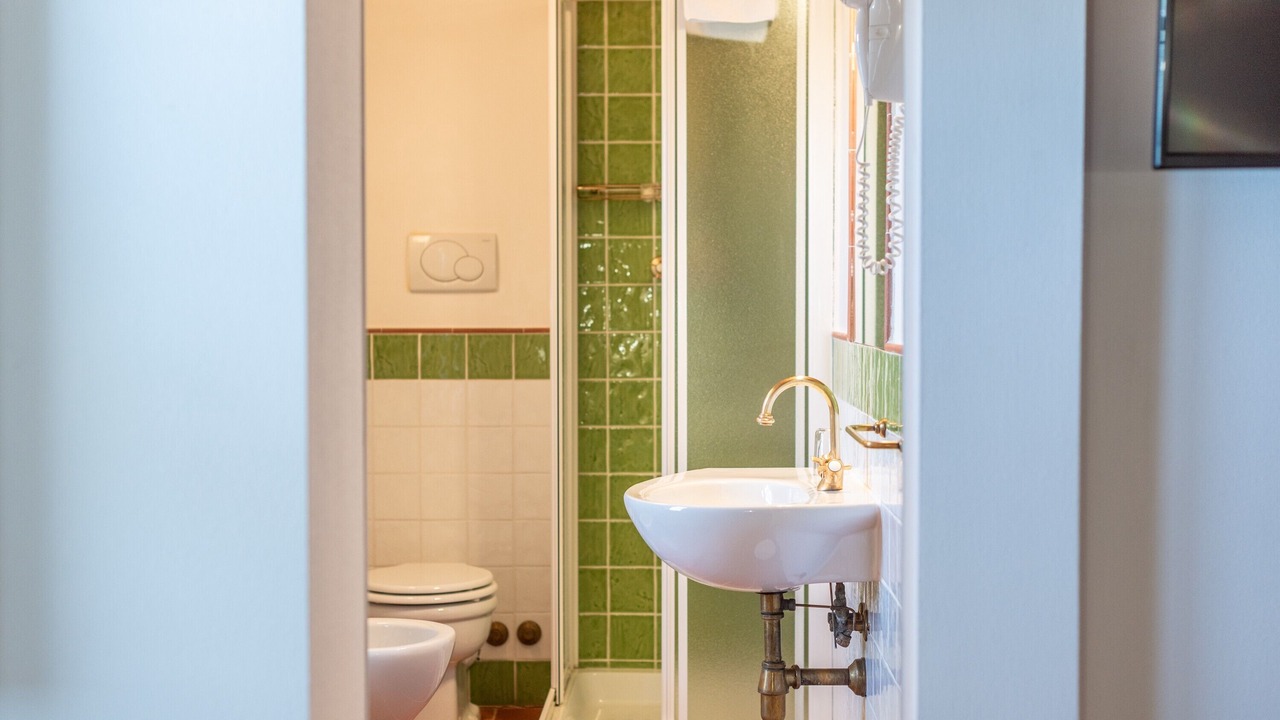 Photo of Bathroom in Simignano