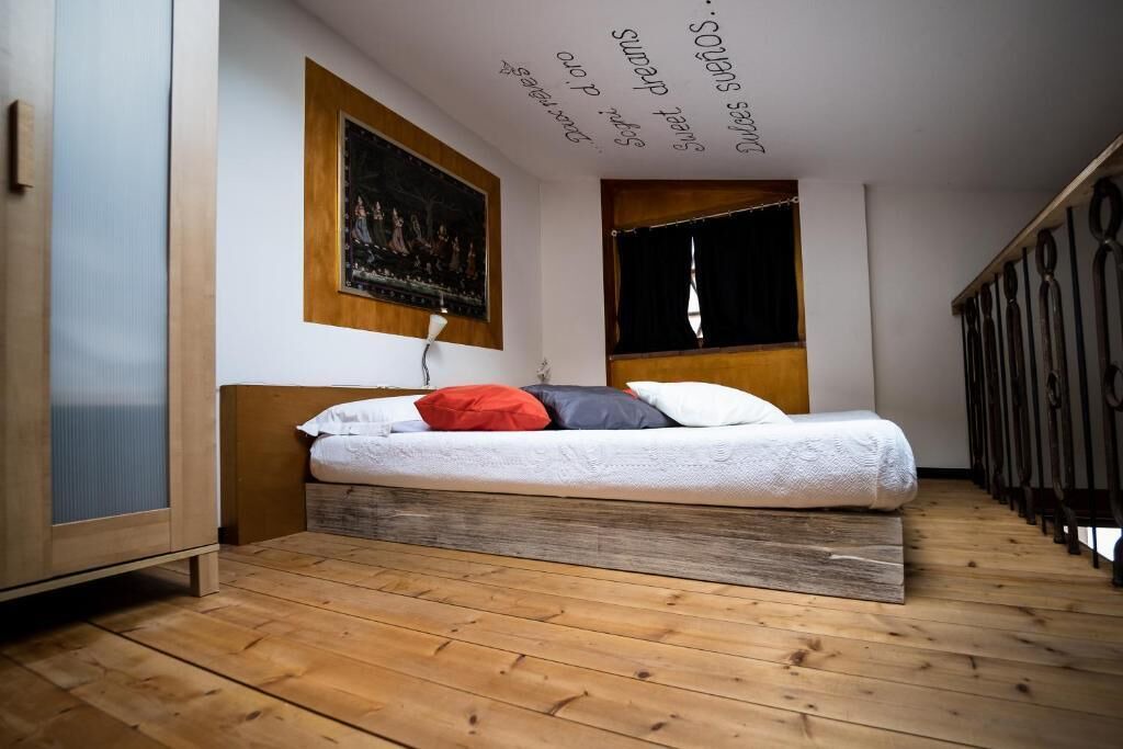 Photo of Bedroom in Castelnuovo Magra