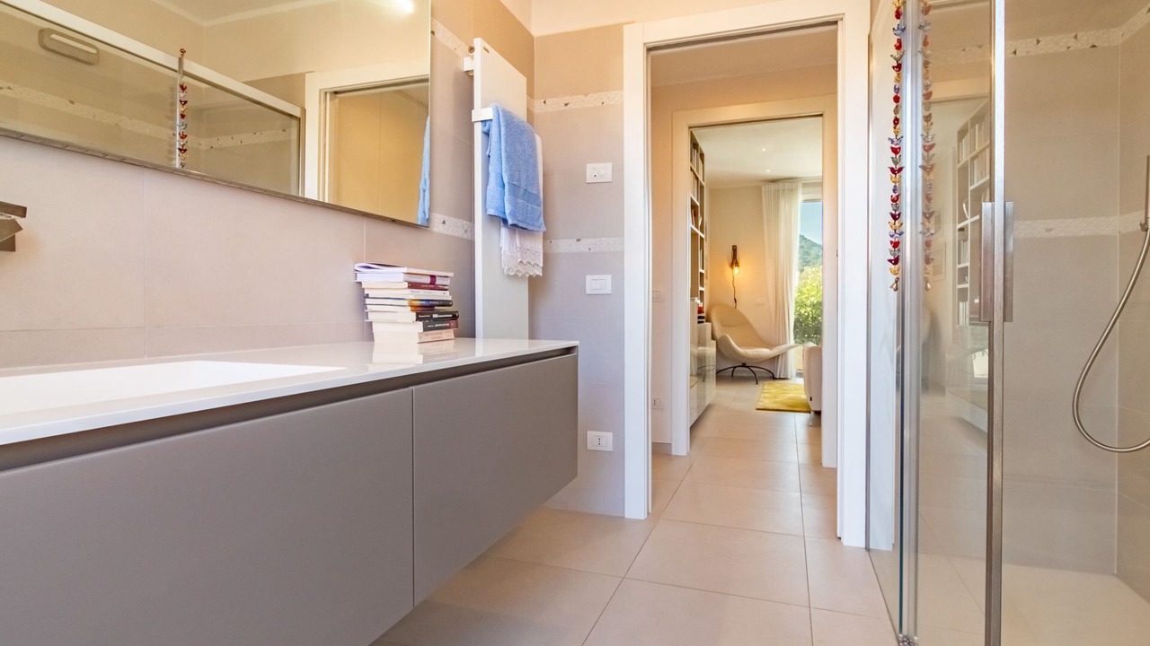 Photo of Bathroom in Portoferraio