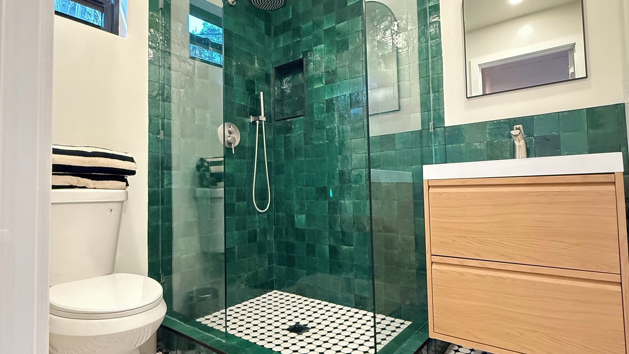 Photo of Bathroom in West Los Angeles