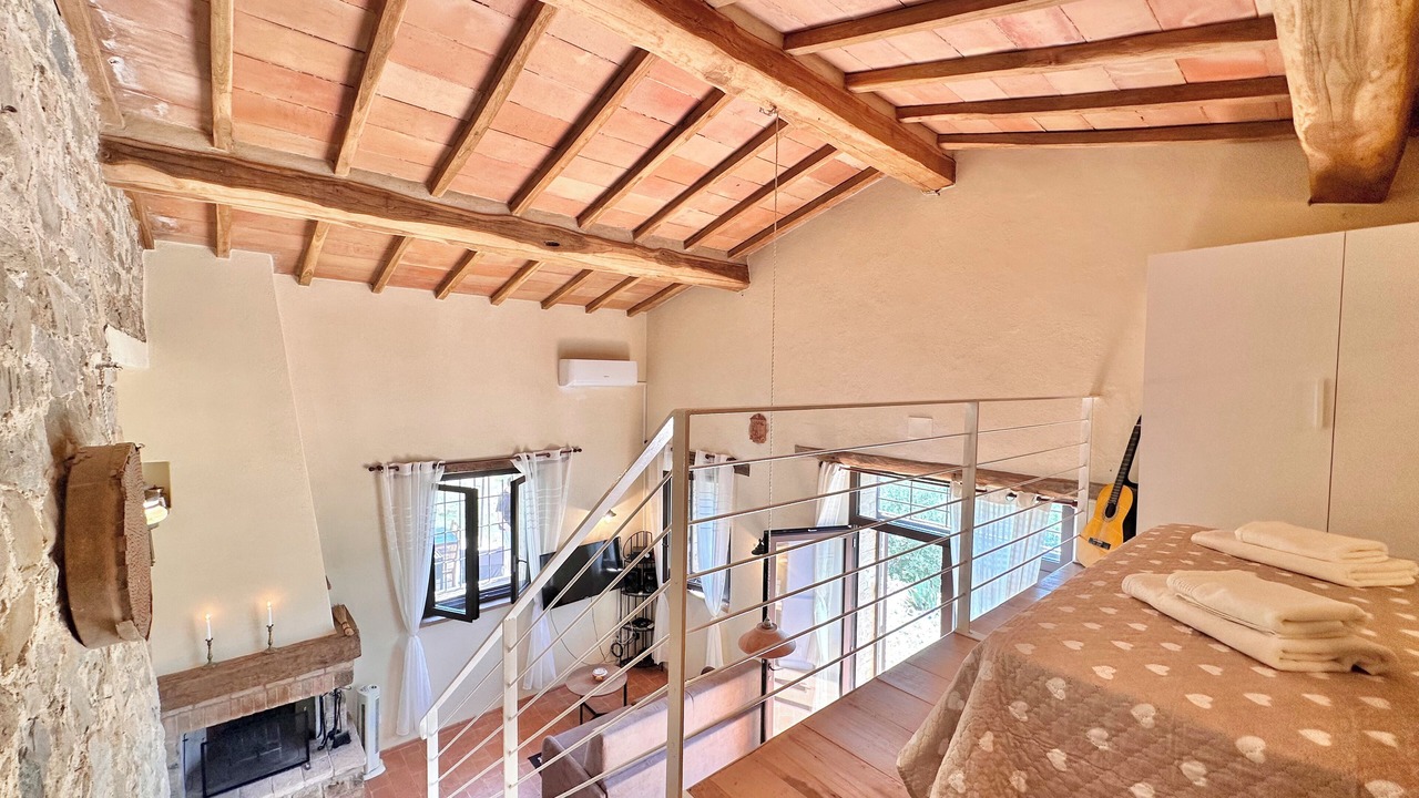 Photo of Bedroom in Montalcino