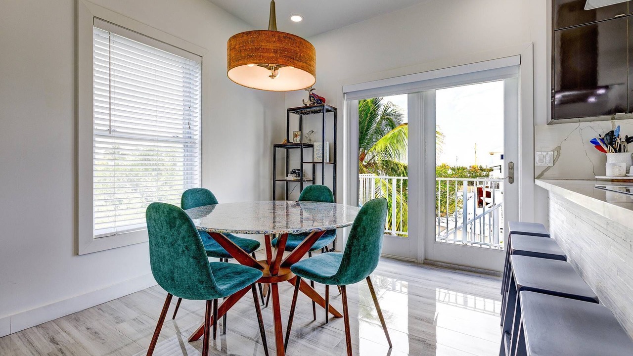 Photo of Bedroom in Breezeswept Beach Estates