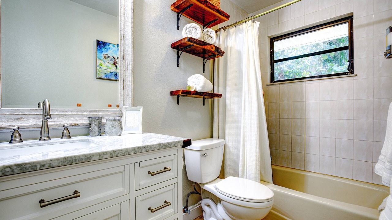 Photo of Bathroom in Breezeswept Beach Estates