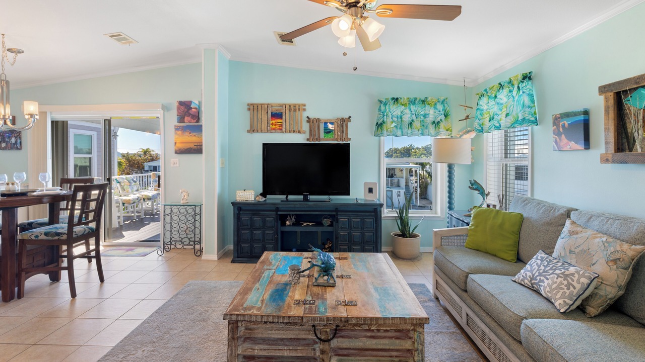 Photo of Livingroom in Cudjoe Key