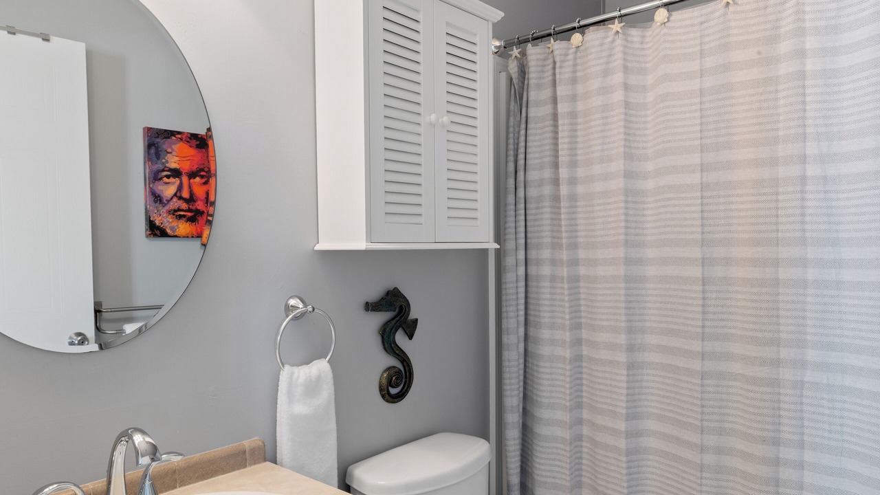 Photo of Bathroom in Cudjoe Key