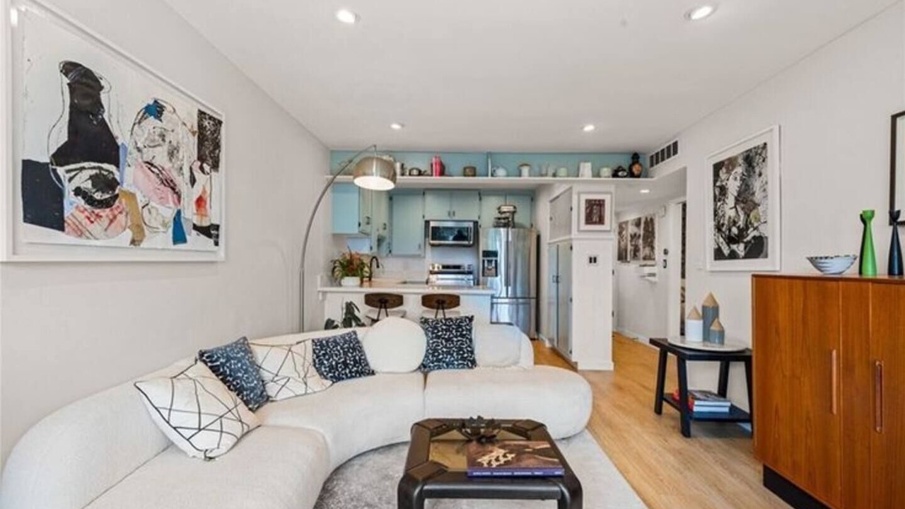 Photo of Livingroom in Los Feliz
