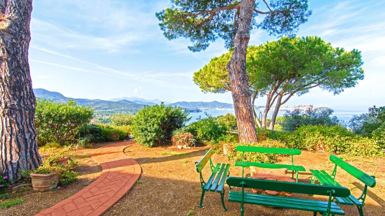 Photo of Outdoor in Magazzini