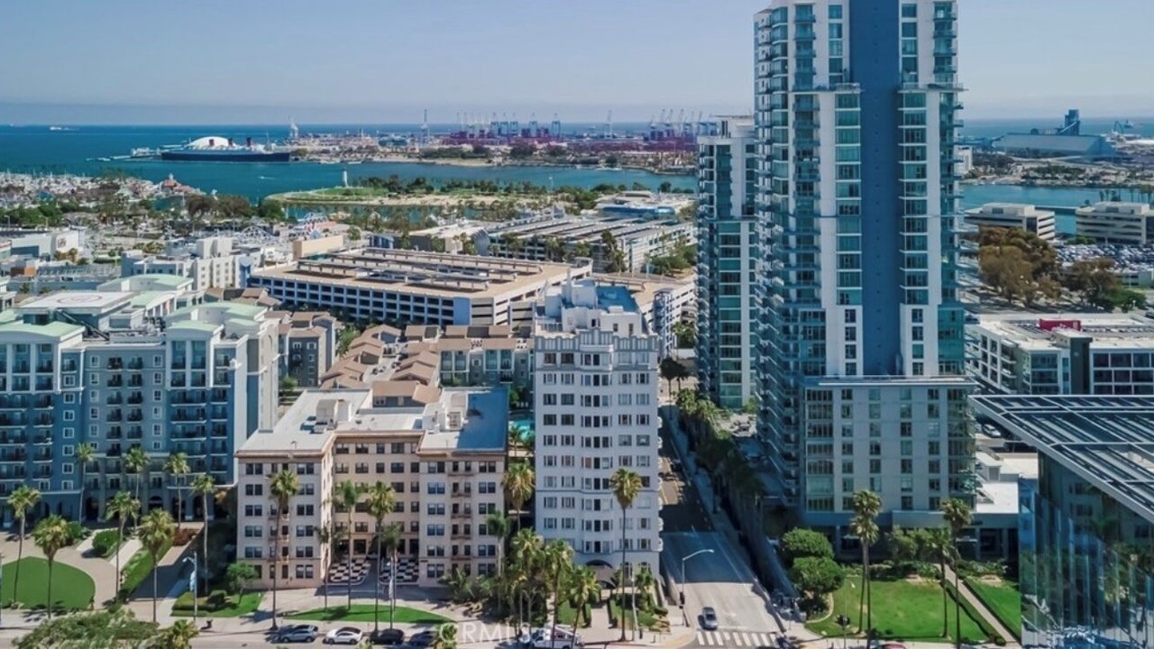 Photo of Outdoor in Waterfront