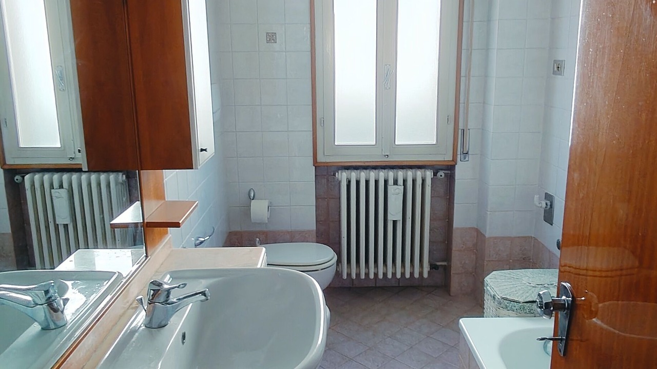 Photo of Bathroom in Imola