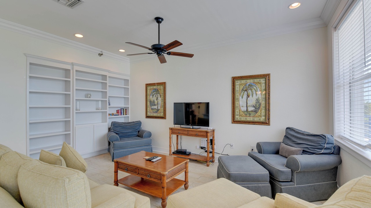 Photo of Livingroom in Bahama Village