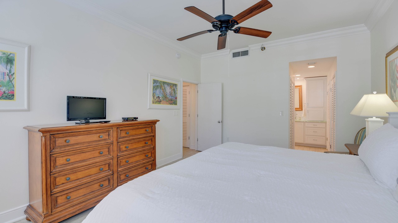 Photo of Bedroom in Bahama Village